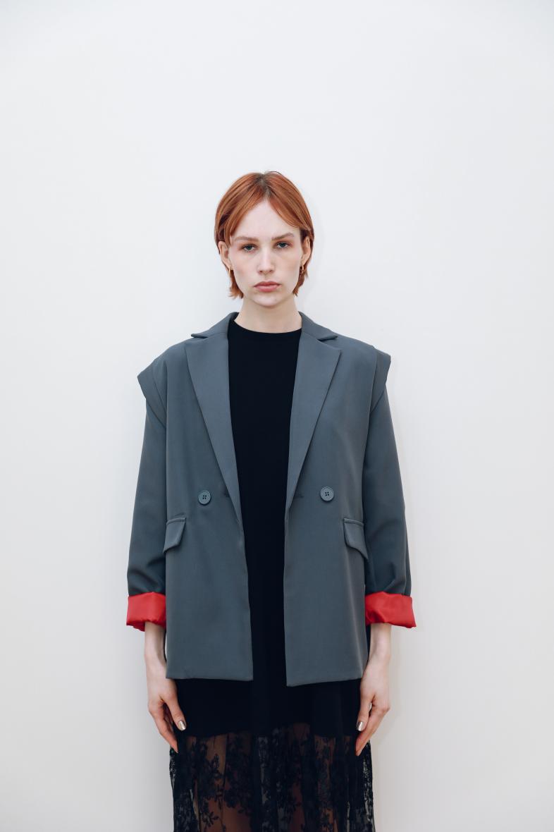 VESTE